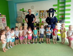 Policjanci w przedszkolu